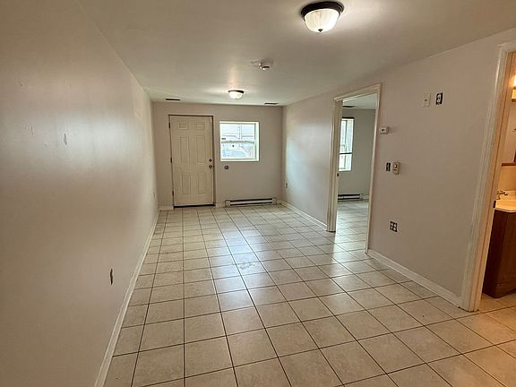 2nd image of 813 Christopher Pl APT A