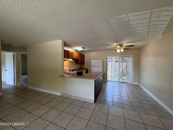 5th image of 319 Cavanah Dr #A