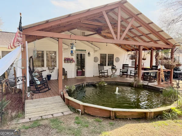 240 Ray St, Tallapoosa, GA 30176