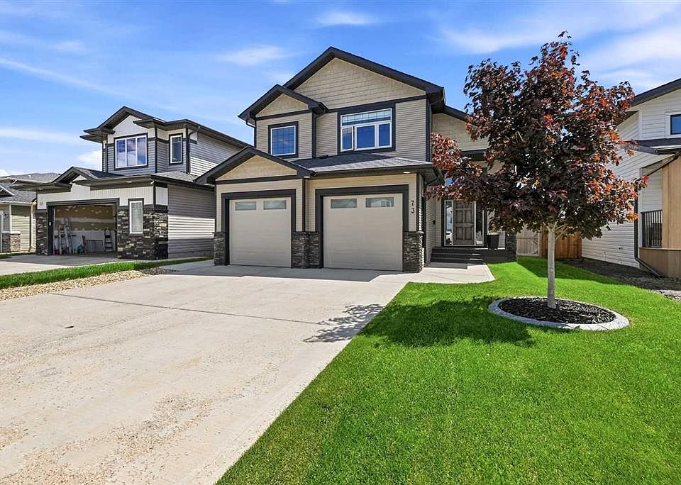 1st image of 73 S Maclean Close