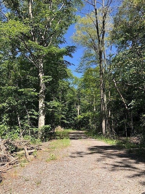 2nd image of 607 E Us Highway 6