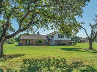 115 N Woodland Trl, Double Oak, TX 75077