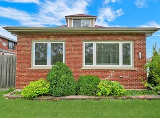 7725 S Roberts Rd, Bridgeview, IL 60455