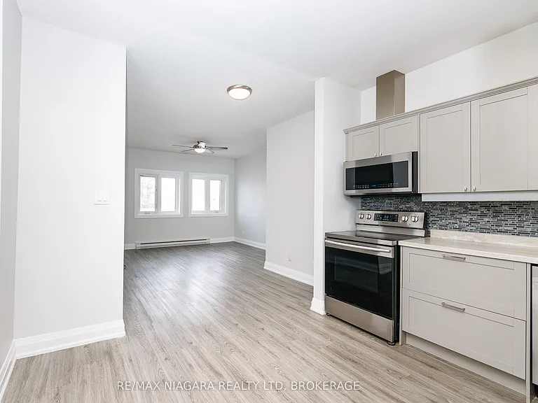 2 Lewis St #9 — Photo 5
