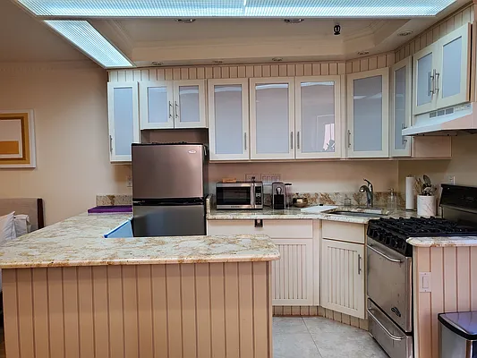 Rented by Frank Valvo Real Estate | media 15