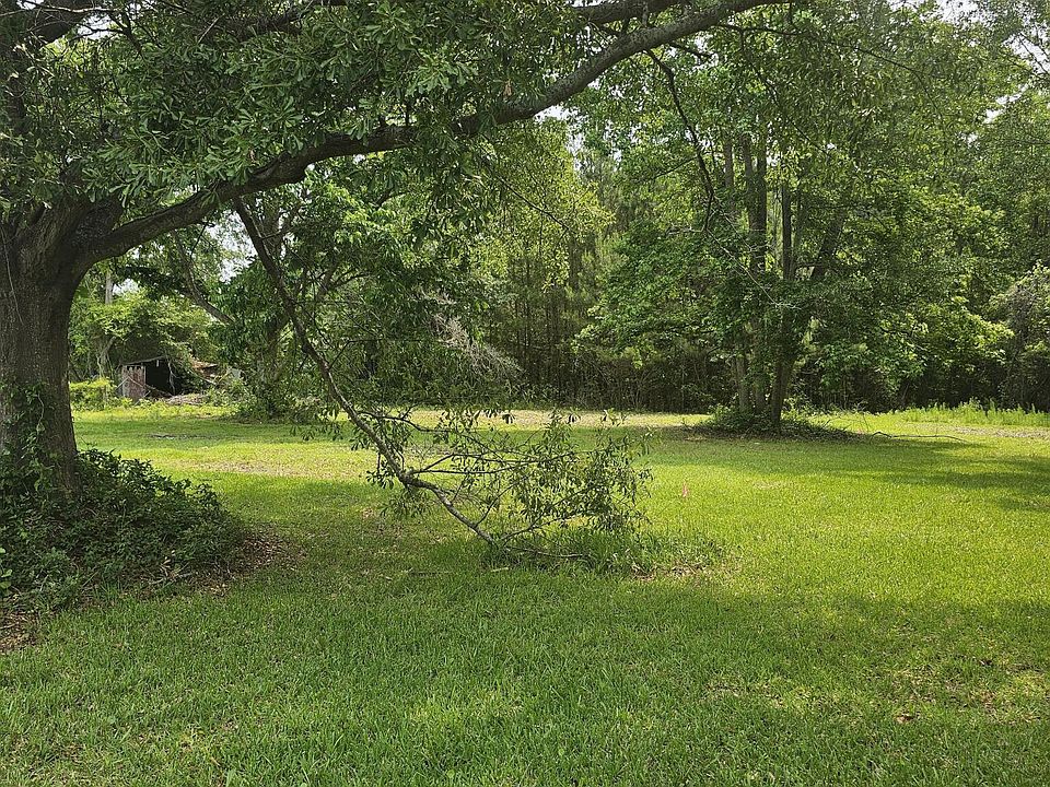 2nd image of 222 Fulcher Landing Road