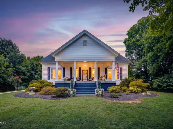 1409 Tusculum Blvd, Greeneville, TN 37745