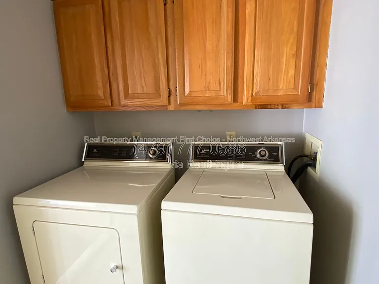 3168 W Shale St — Photo 9