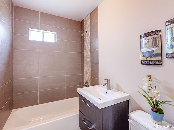 2nd image of 1603 Donax Ave