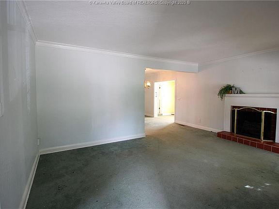 3rd image of 507 Superior Ave