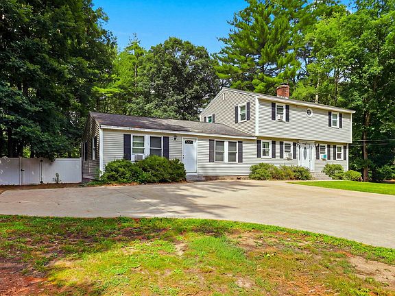 3rd image of 107 Bedford Road
