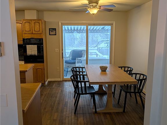 5th image of 142 Stillwater Rd