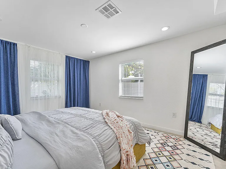 2629 SW 6th Ct — Photo 22