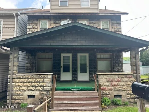 197-199 Greenwood Rd, Altoona, PA 16602