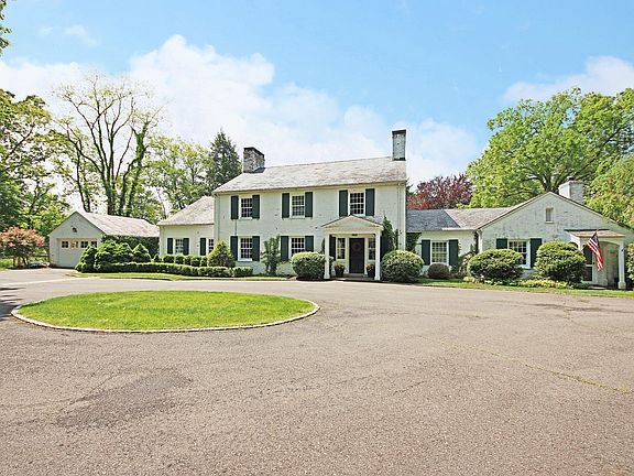 36 Chestnut Woods Road