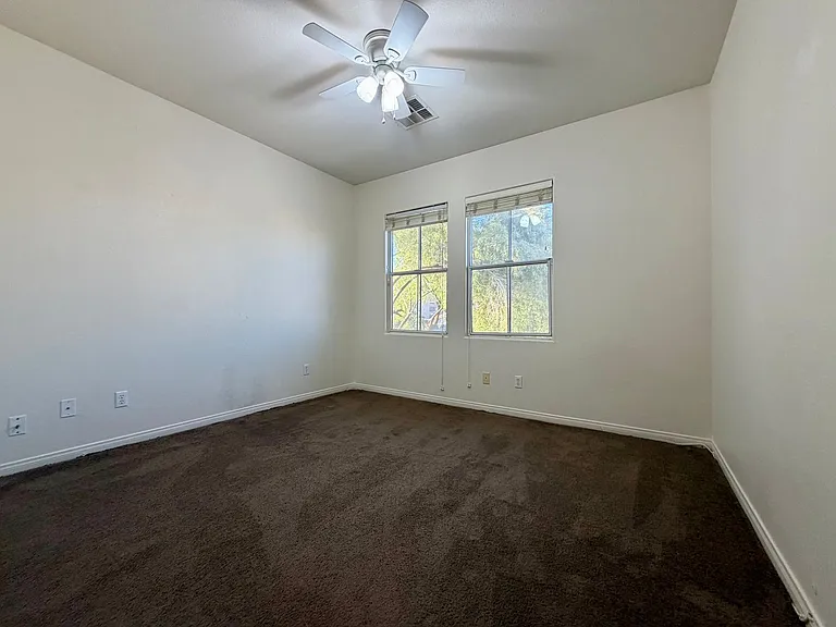 2736 Carolina Blue Ave — Photo 37