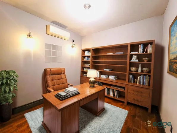 311 Melrose Street image 11 of 16