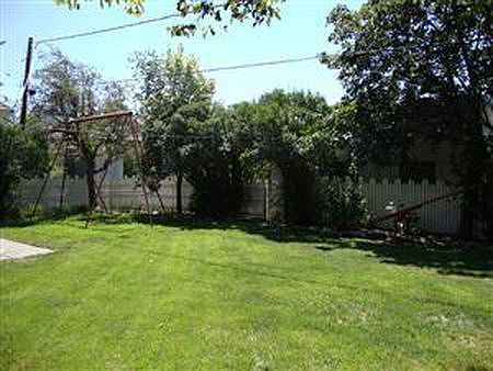 5th image of 160 E 1 N
