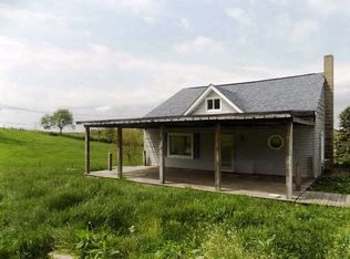 716 Hill Rd, Georgetown, PA 15043