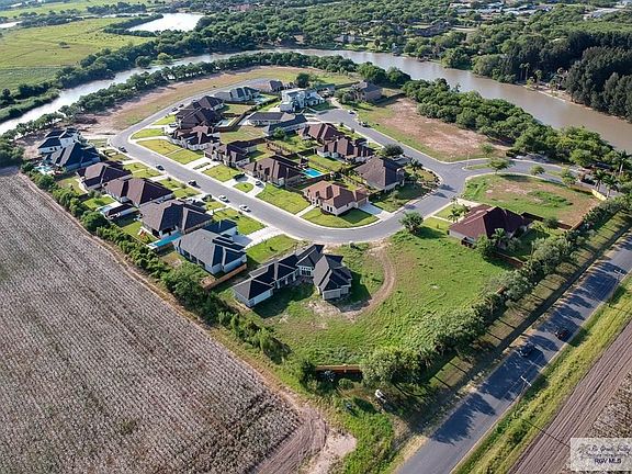 4th image of 2541 Los Portales