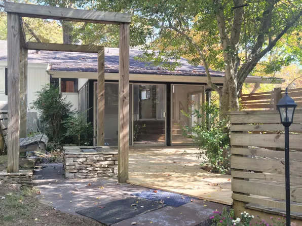 2811 Ozark Rd, Chattanooga, TN 37415