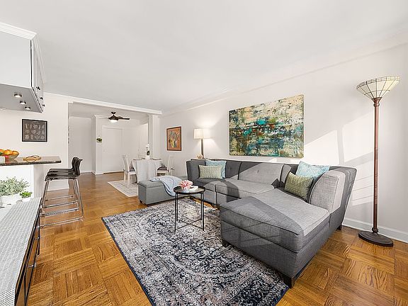 2nd image of 347 E 53rd St APT 8C
