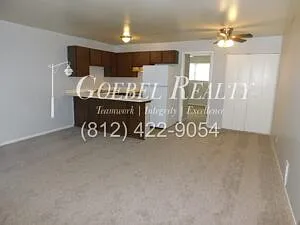 1009 W Franklin St #B — Photo 9