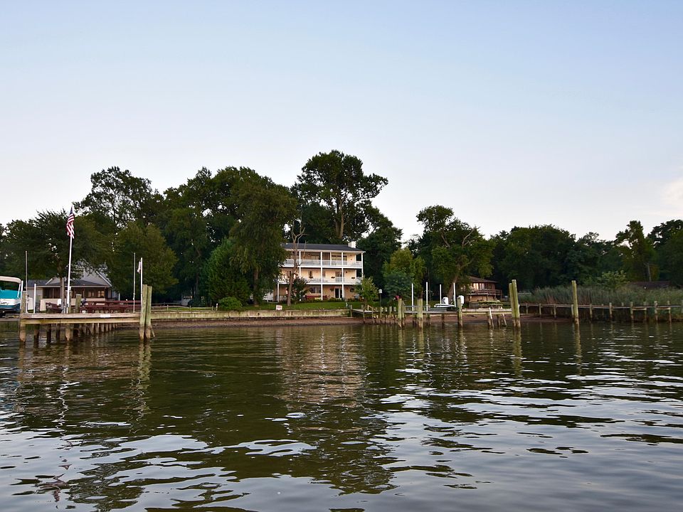 2nd image of 11 Blair Ln