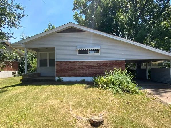 2308 Gardner Dr, Saint Louis, MO 63136