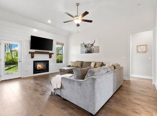 1021 C P Stewart Blvd, Lebanon, TN 37087