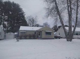 1018 S Lutz St, Shawano, WI 54166