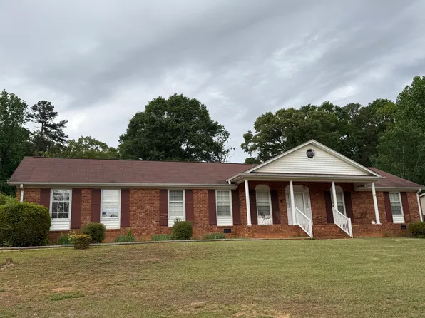 108 Gail Dr, Mauldin, SC 29662