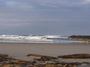 26564 White Dove Ave, Rockaway Beach, OR 97136