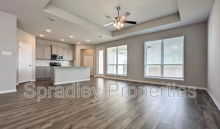 8816 Glade Dr #8816 GLADE DR — Photo 2