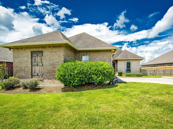 176 Lake Howard Ave, Thibodaux, LA 70301