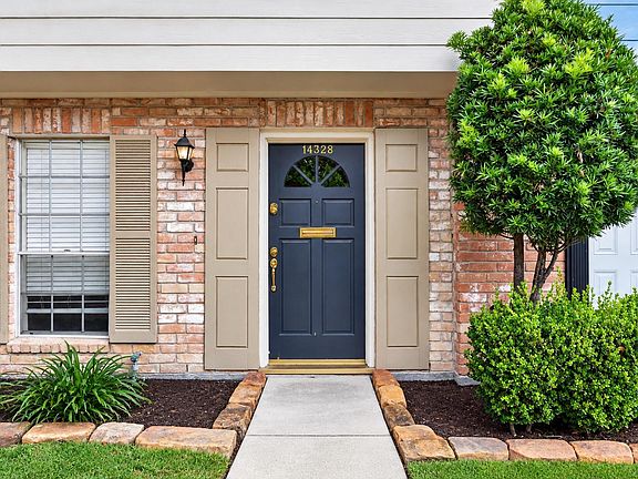 4th image of 14328 Misty Meadow Ln