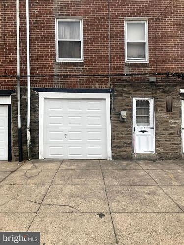 2nd image of 6113 N 8th St