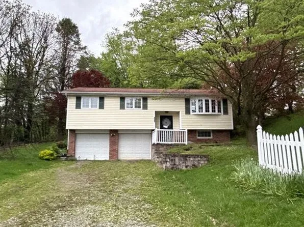 4908 Sardis Rd, New Kensington, PA 15068