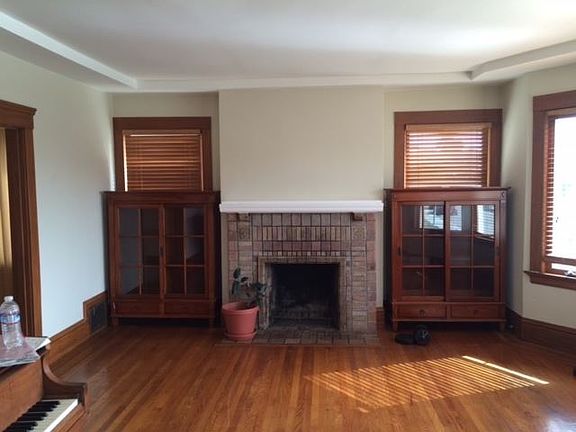 2nd image of 150 Corona St