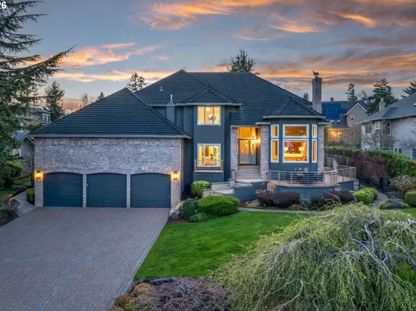 21473 Rosepark Ct, West Linn, OR 97068