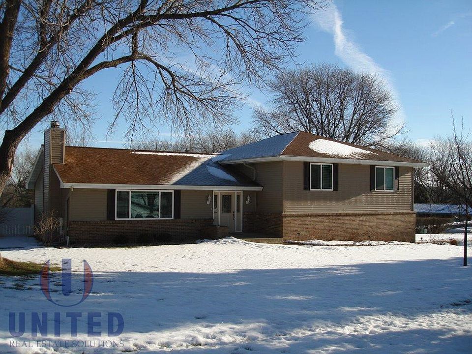 1st image of 225 Lindenwood Pl