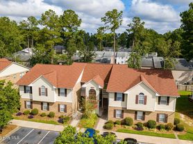 2804 Mulberry Ln, Greenville, NC