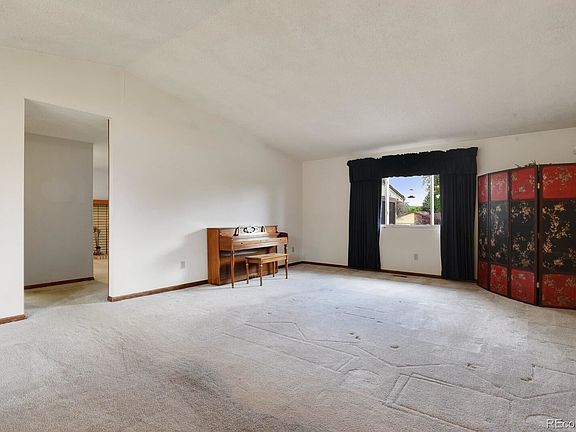 3rd image of 10953 W Mexico Dr
