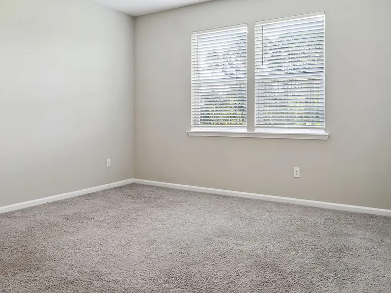 2893 Farmall Dr — Photo 11