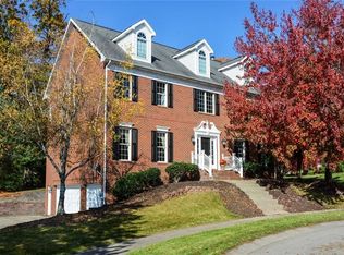 321 Kerry Ct, Cranberry Township, PA 16066