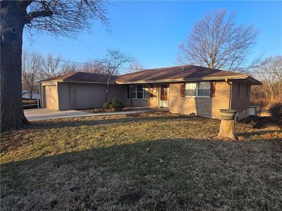 2806 N River Blvd, Sugar Creek, MO, 64050