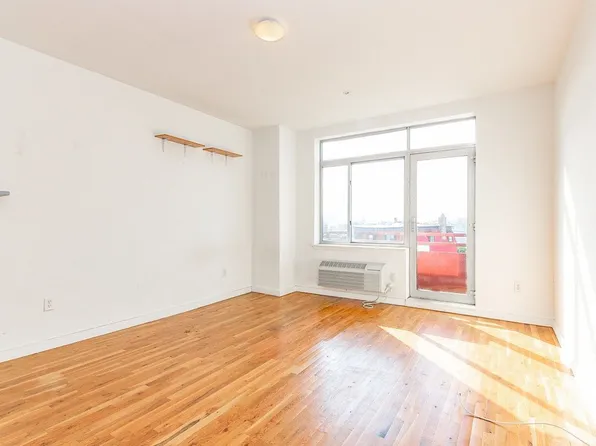 186 Noll Street image 6 of 11