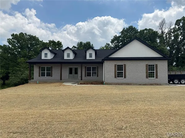 130 Shumard Oak Dr, Troy, MO 63379