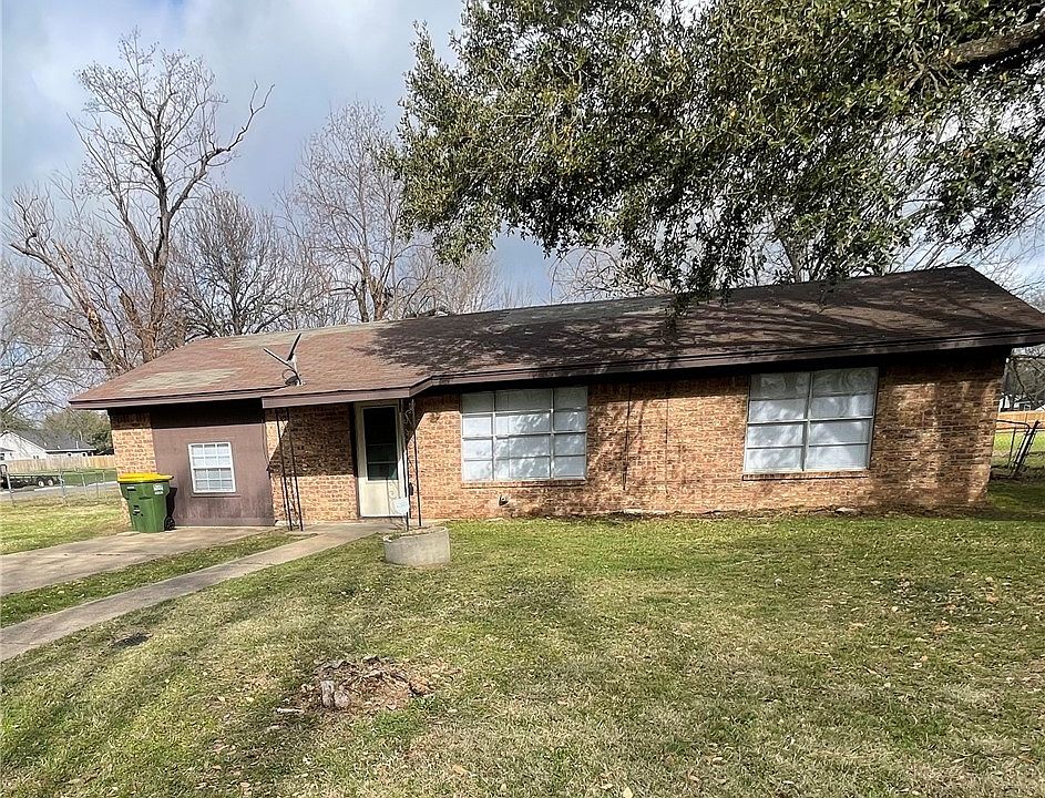 1st image of 508 Rose Marie Blvd