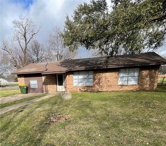 508 Rose Marie Blvd, Hearne, TX, 77859